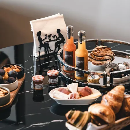 D'exception Rene & Victoire *